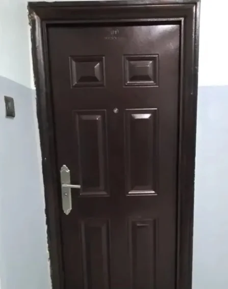 The same door and frame after the clean